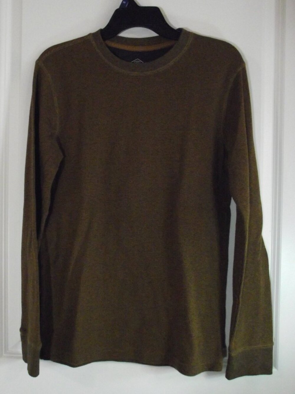 WOMENS size S st johns bay THERMAL SHIRT